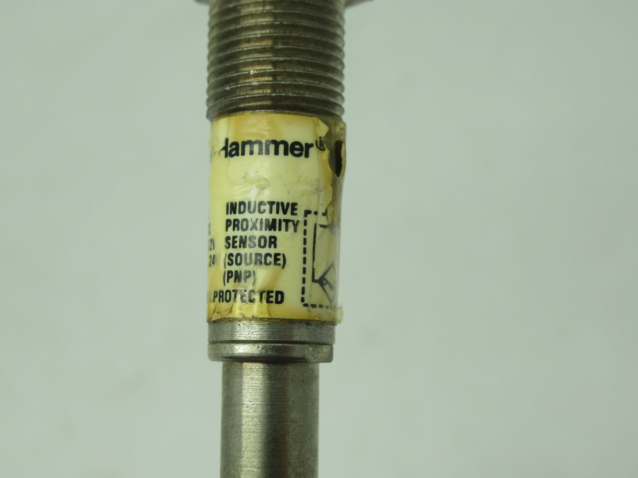 Eaton Cutler-Hammer E57MAL12T111 Inductive Proximity Sensor 10-30VDC USED