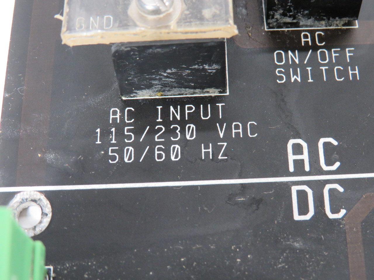 Moore 16199-1-1 Power Supply Input: 115/230VAC 50/60Hz Output: 24VDC USED