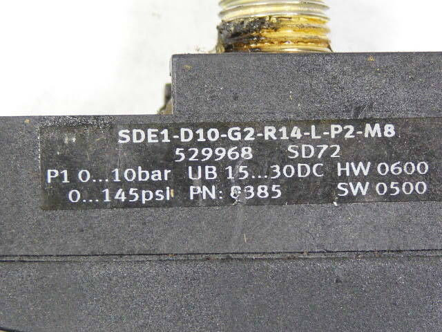 Festo 529968 SDE1-D10-G2-R14-L-P2-M8 LCD Display Pressure Sensor 145 psi USED