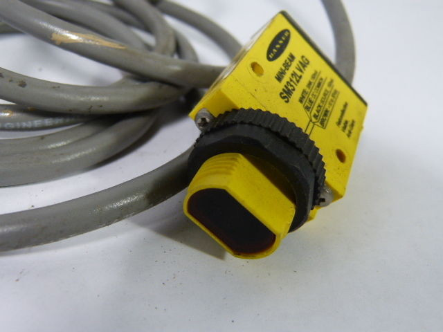 Banner SM312LVAG Mini Beam Photoelectric Sensor 10-30VDC 150mA 2m L USED