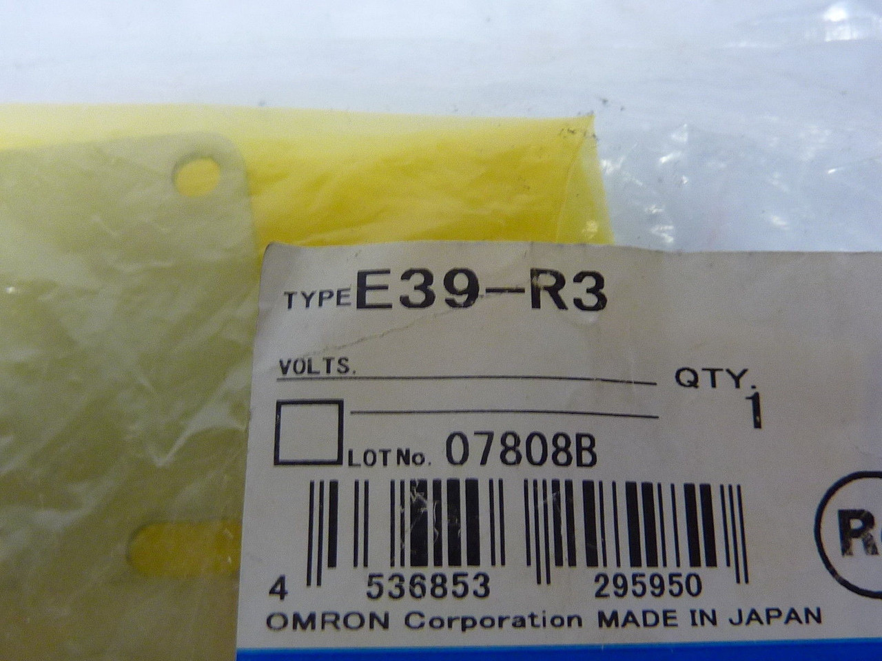 Omron E39-R3 Sensor Reflector 23mmx38mm NWB