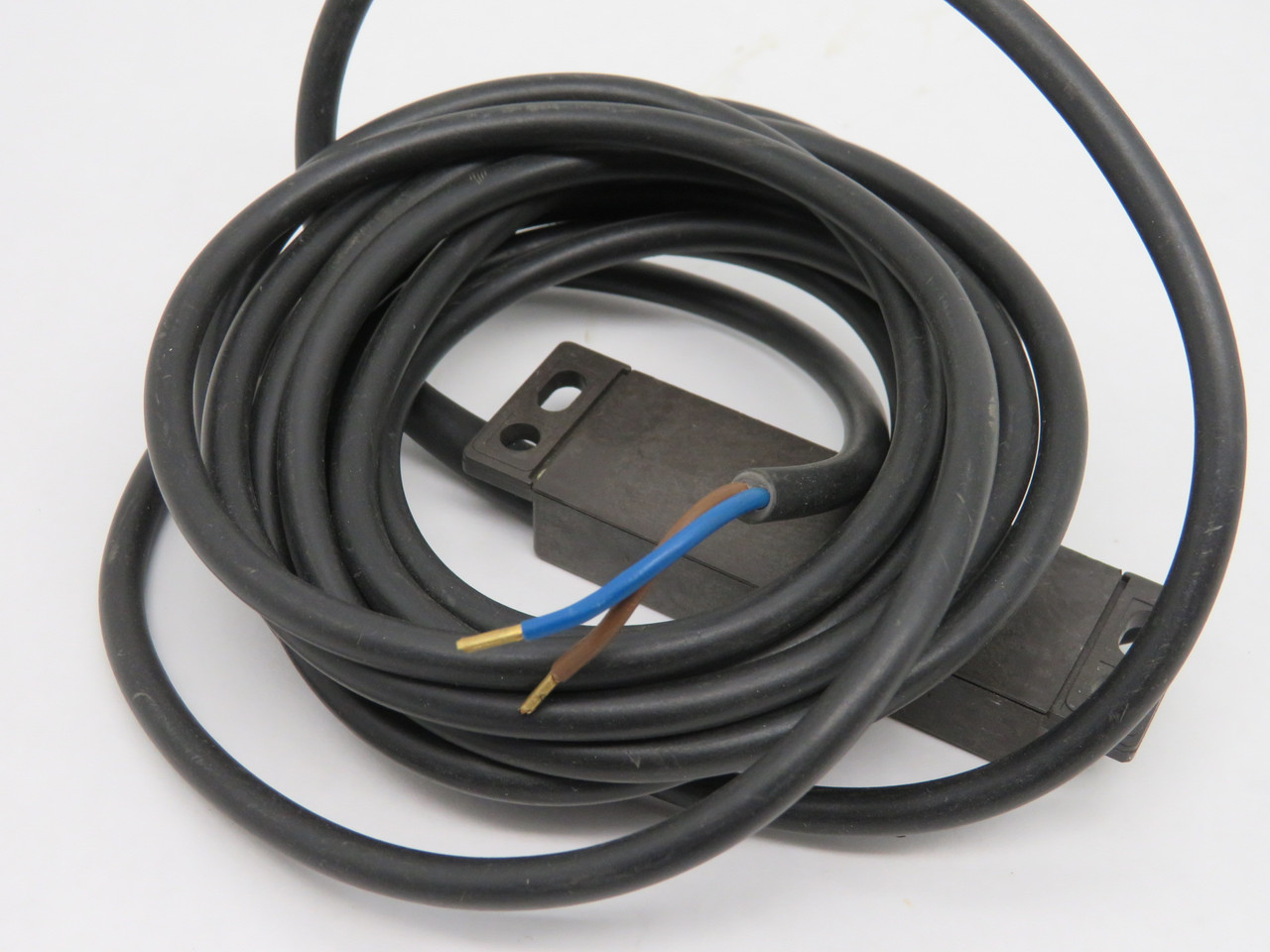 Schmersal BN-310-01Z Magnetic Sensor 250VAC/DC 3A 120W USED