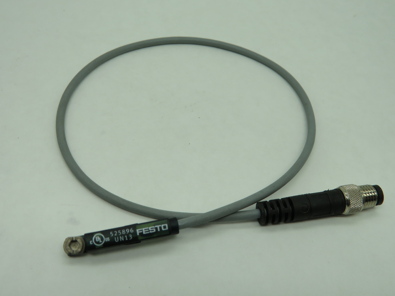 FESTO 525896 SME-8F-DS-24V-K0,3-M8D Reed Switch / Sensor USED