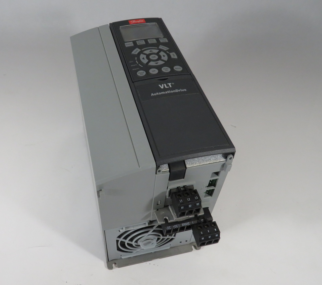 Danfoss 131B0658 Frequency Converter Drive 1.5kW 550V 2HP 575V SHELF WEAR RFB