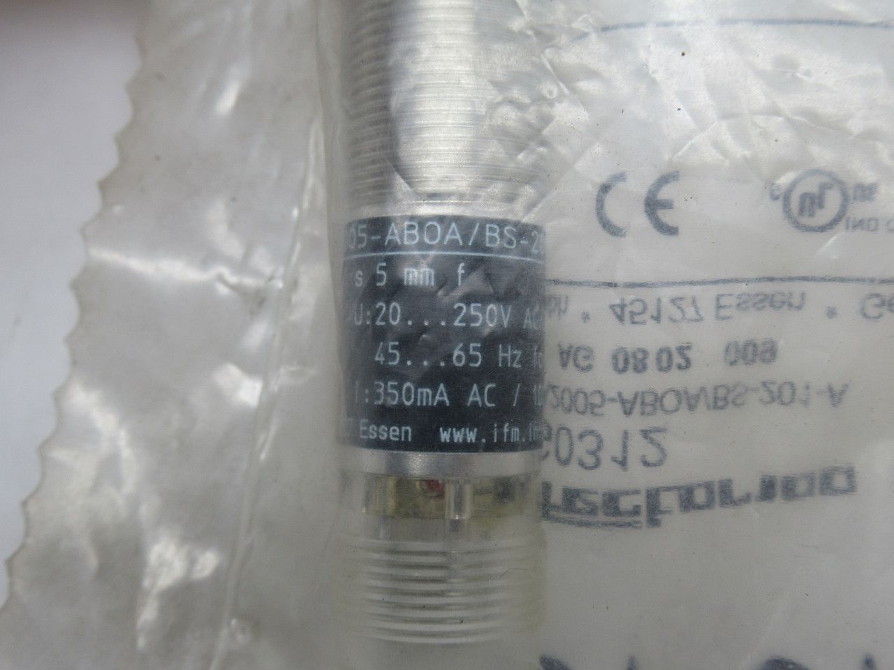 IFM Efector IG0312 Inductive Proximity Sensor 20-250VAC/DC 350mA AC 100mA DC NWB