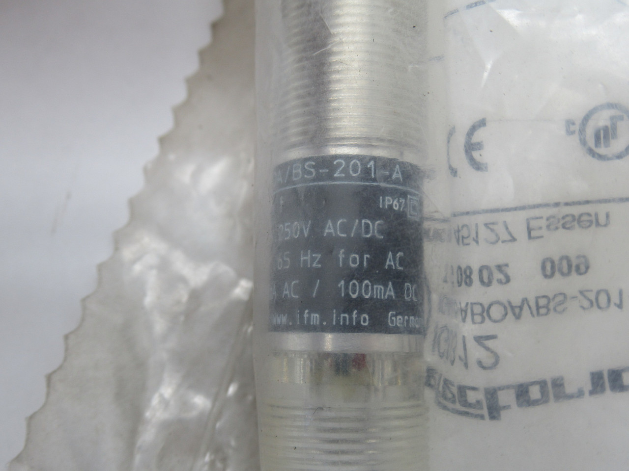 IFM Efector IG0312 Inductive Proximity Sensor 20-250VAC/DC 350mA AC 100mA DC NWB