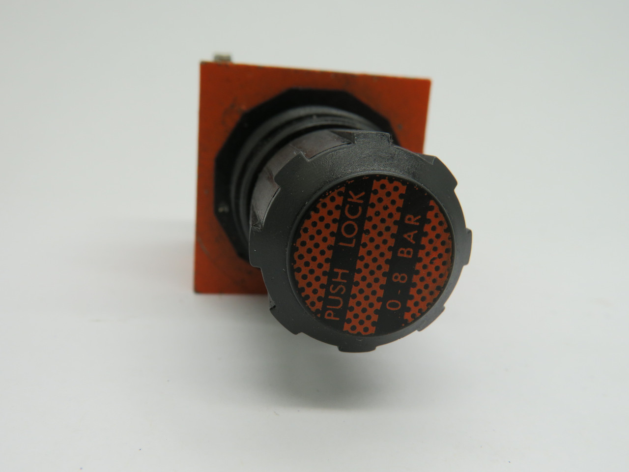 Metal Work 1202002 Pressure Regulator 0-8 Bar 1/4" Port Missing Screw USED