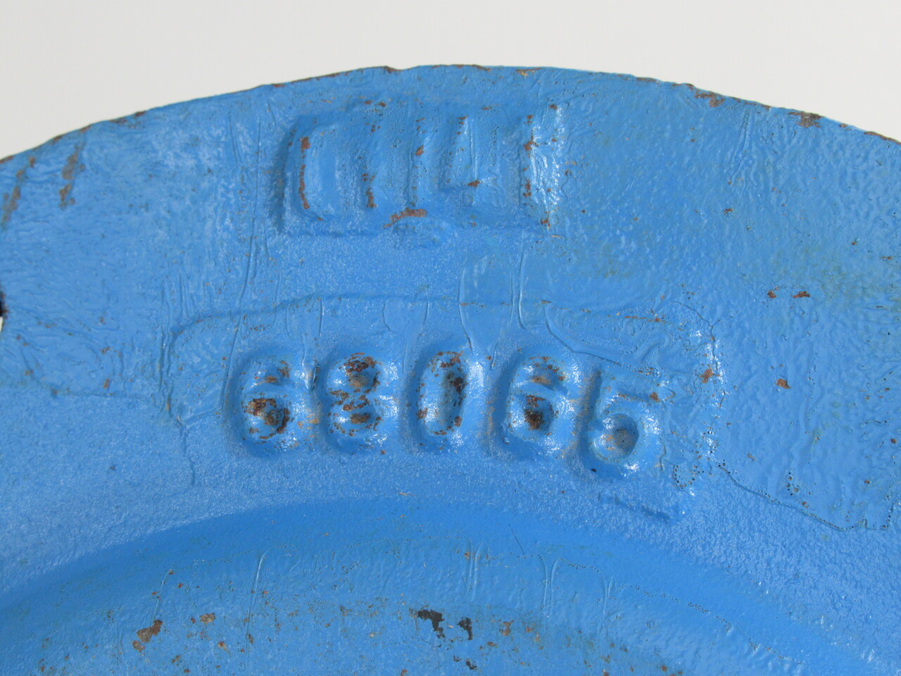 Goulds Pumps 68065 Bearing Housing 7-1/2" Hub ID 4-7/8" Hub LTB SHELF WEAR NOP