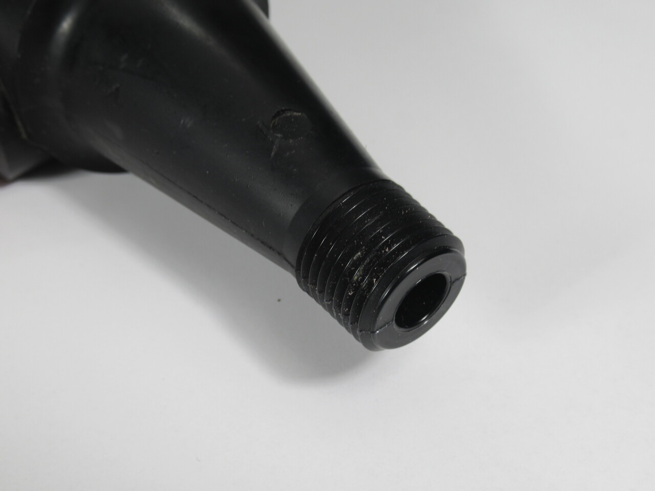 John Crane M196-28 Nylon Separator 1/2" NPT SHELF WEAR NOP
