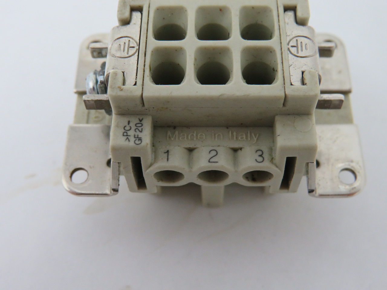 Ilme CNEF-06T Female Rectangular Insert 6P+E Size 44.27 NO MOUNTING SCREWS USED