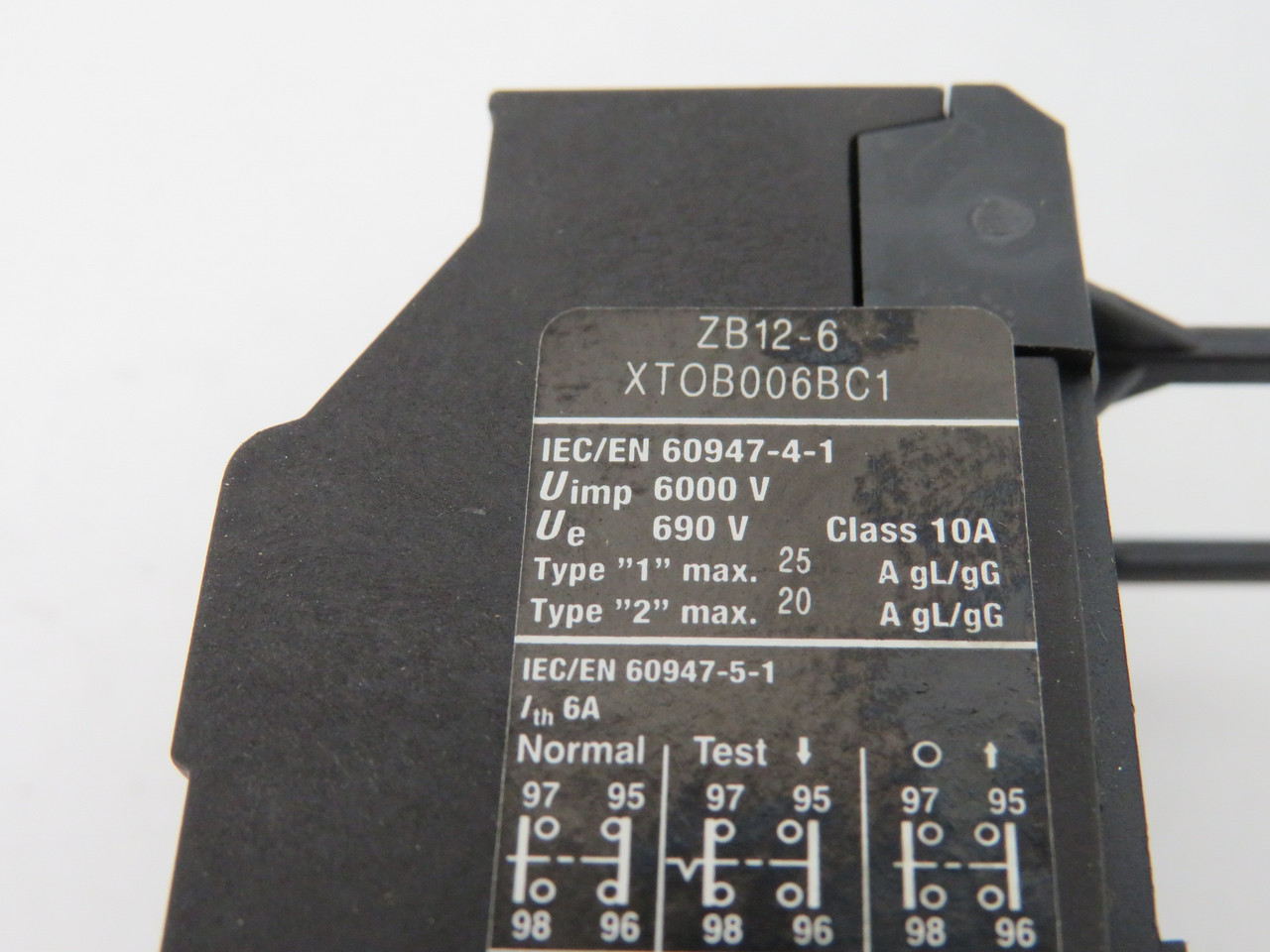 Eaton XTOB006BC1 ZB12-6  Overload Relay 4-6A 1NO 1NC USED