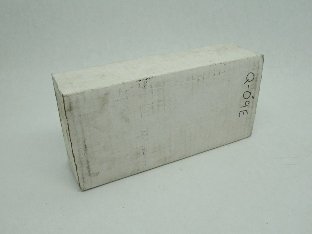Omega FP7001 Flow and Temperature Sensor SEALED BOX WITH SOME SHELF WEAR NEW
