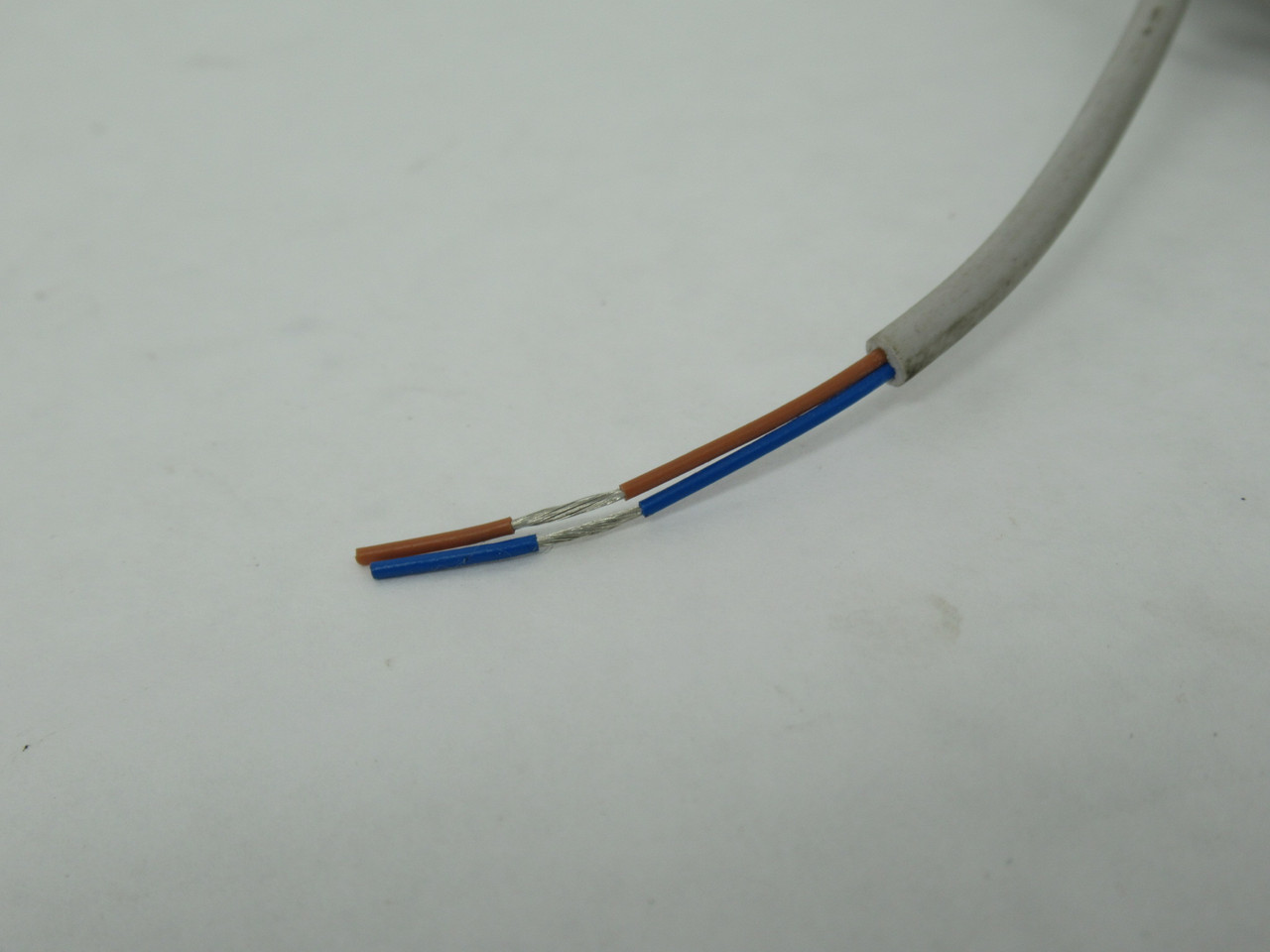 SMC D-M9BZ Highly Flexible Reed Switch 24VDC 2.5-40mA 5m L SHELF WEAR NOP