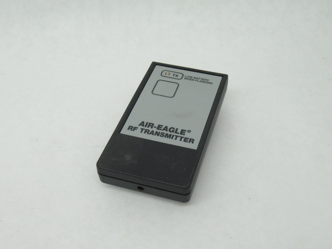 BWI Eagle 38-1100-R4 Remote Control Radio Frequency Transmitter 3VDC USED