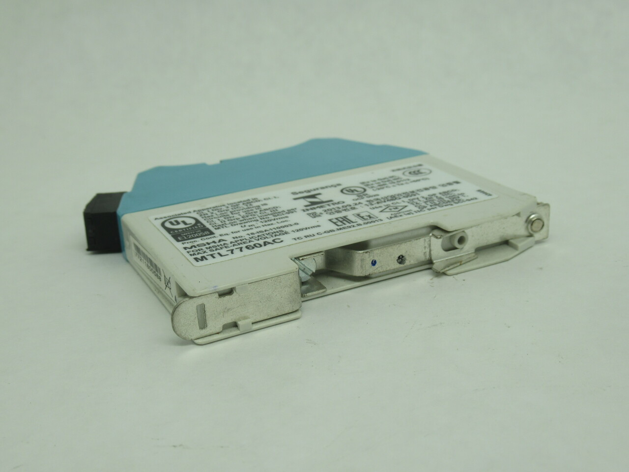 Eaton Crouse-Hinds MTL7760ac Zener Safety Barrier 2-Channel 10V 200mA 250V USED