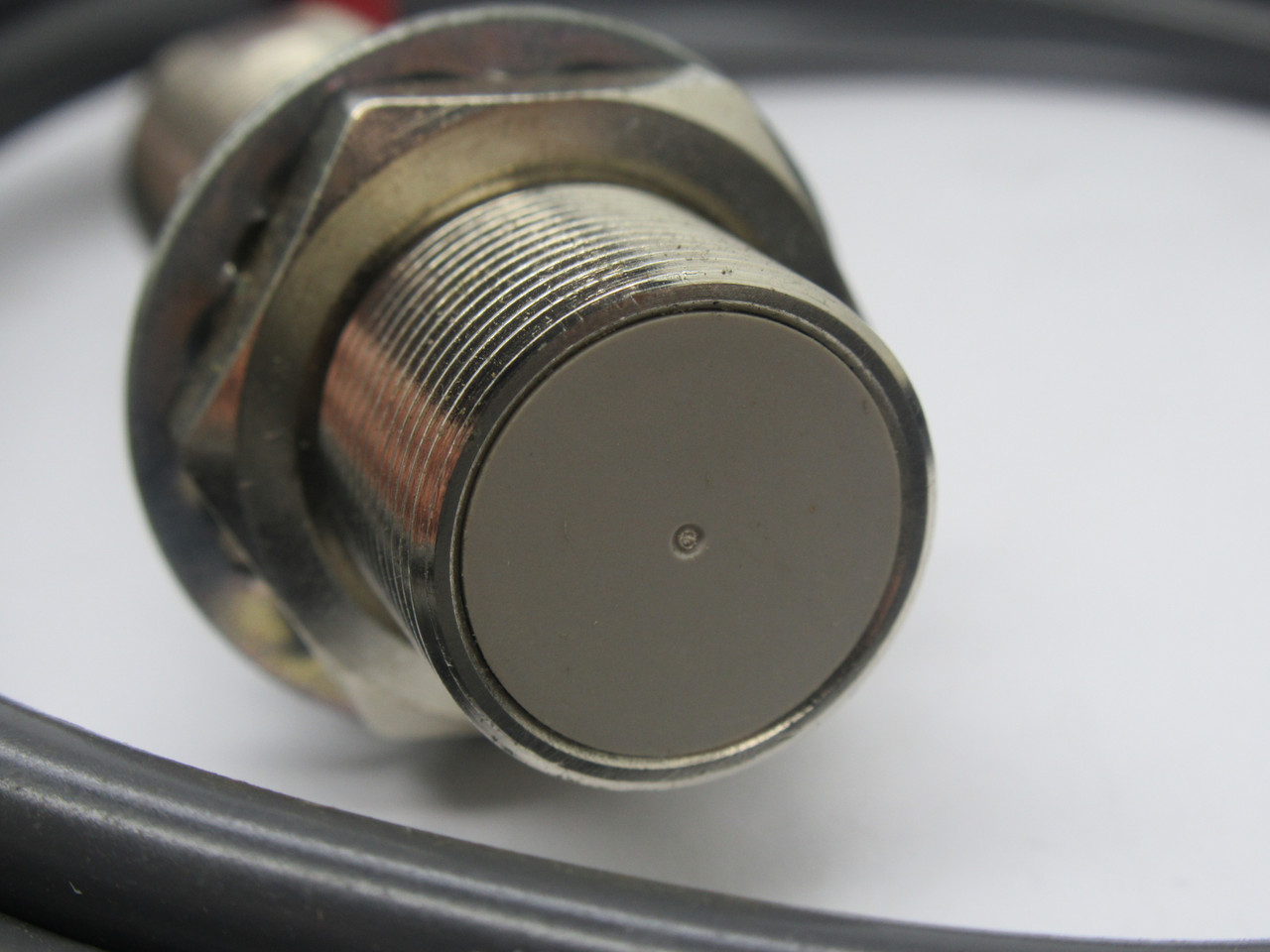 Omron E2E2-X5Y1-US Inductive Proximity Sensor 24-240VAC SHELF WEAR NOP