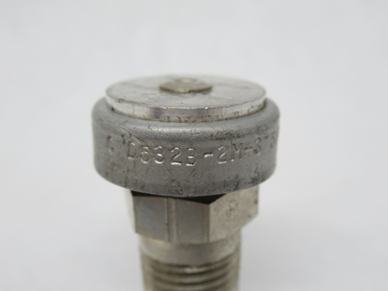 Circle Seal D532B-2M-3 Relief Valve 1/4" NPT 3 psig Cracking Pressure USED