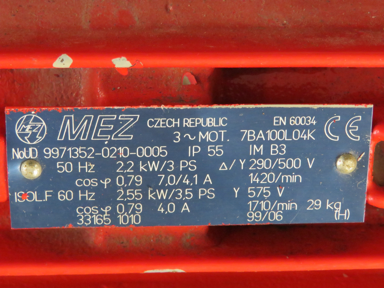 Mez Motor 2.55kW 3.5 PS 1710rpm 575V TEFC 3Ph C/W Siti Reducer 25:1 USED