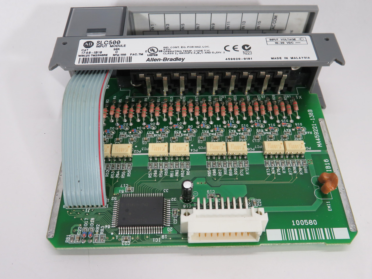 Allen-Bradley 1746-IB16 Series C Input Module 10-30VDC BROKEN MOUNT CLIPS USED