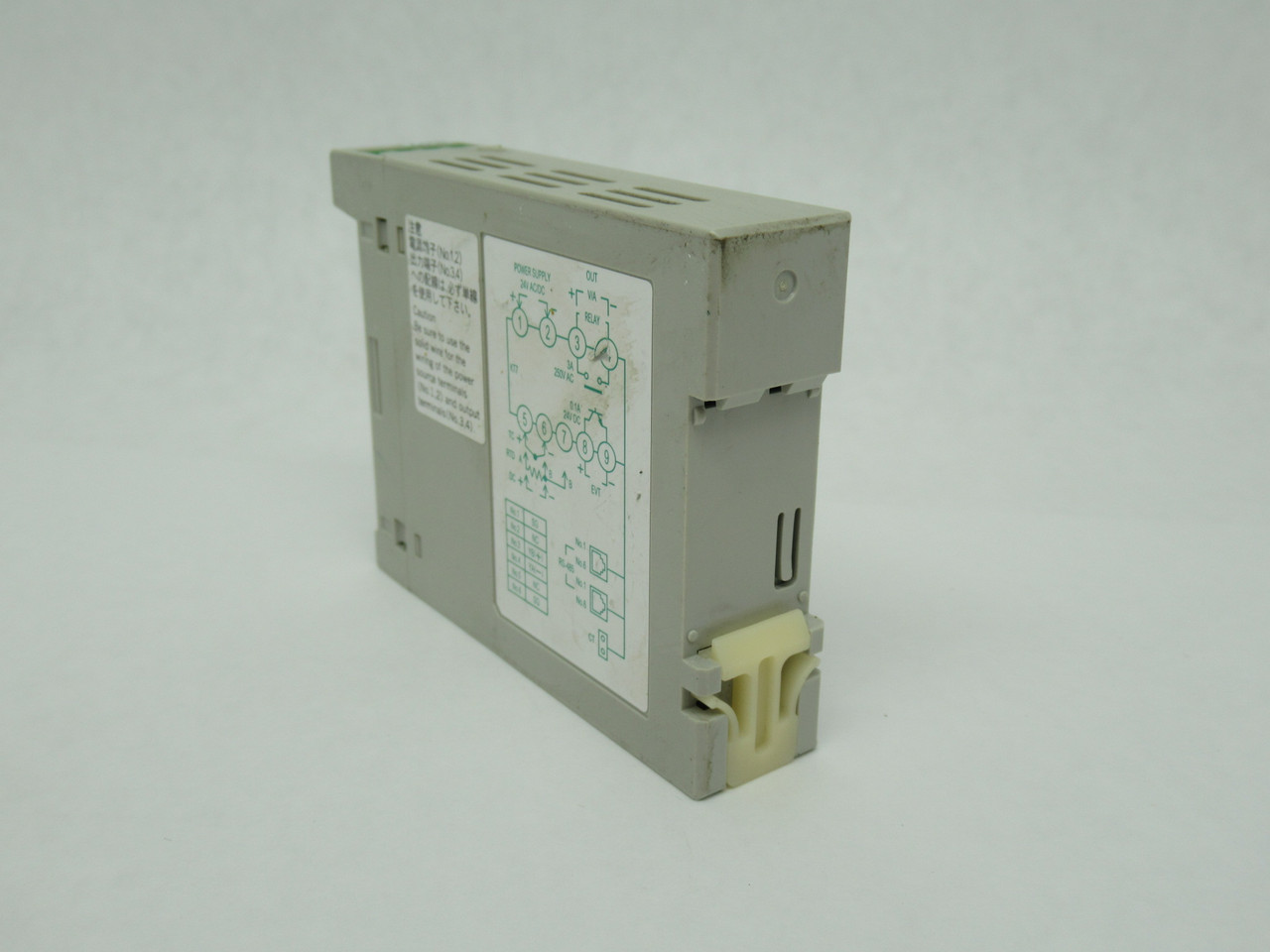 Matsushita NAiS AKT7211100 Multi-Range Temperature Controller 3A 250VAC USED
