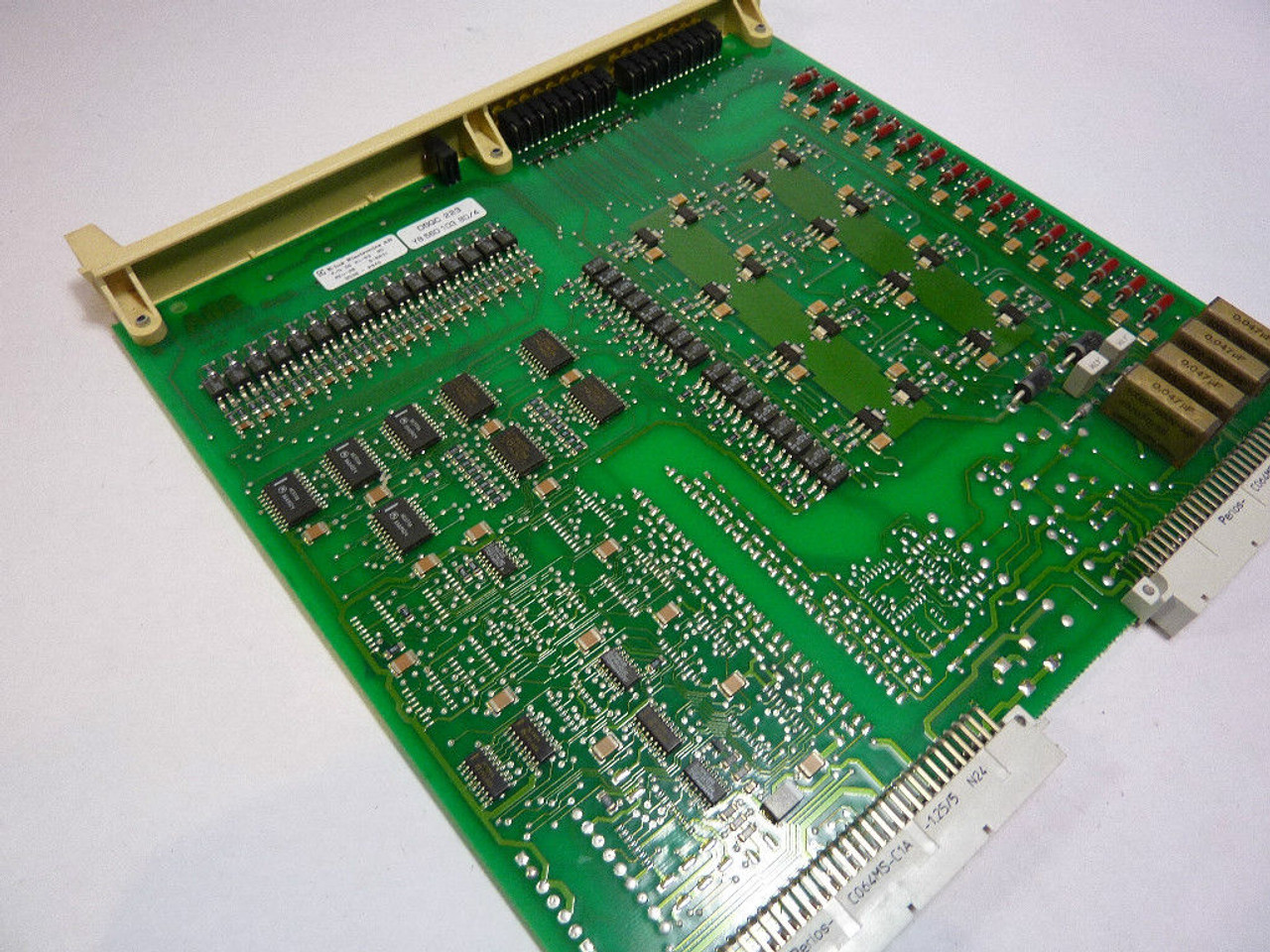 ABB 3HAB-2214-8/4 I/O Module Board DSQC-223 USED