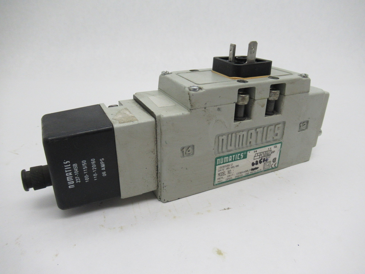 Numatics 123BA400LP6253C Pneumatic Valve 6 Amp USED