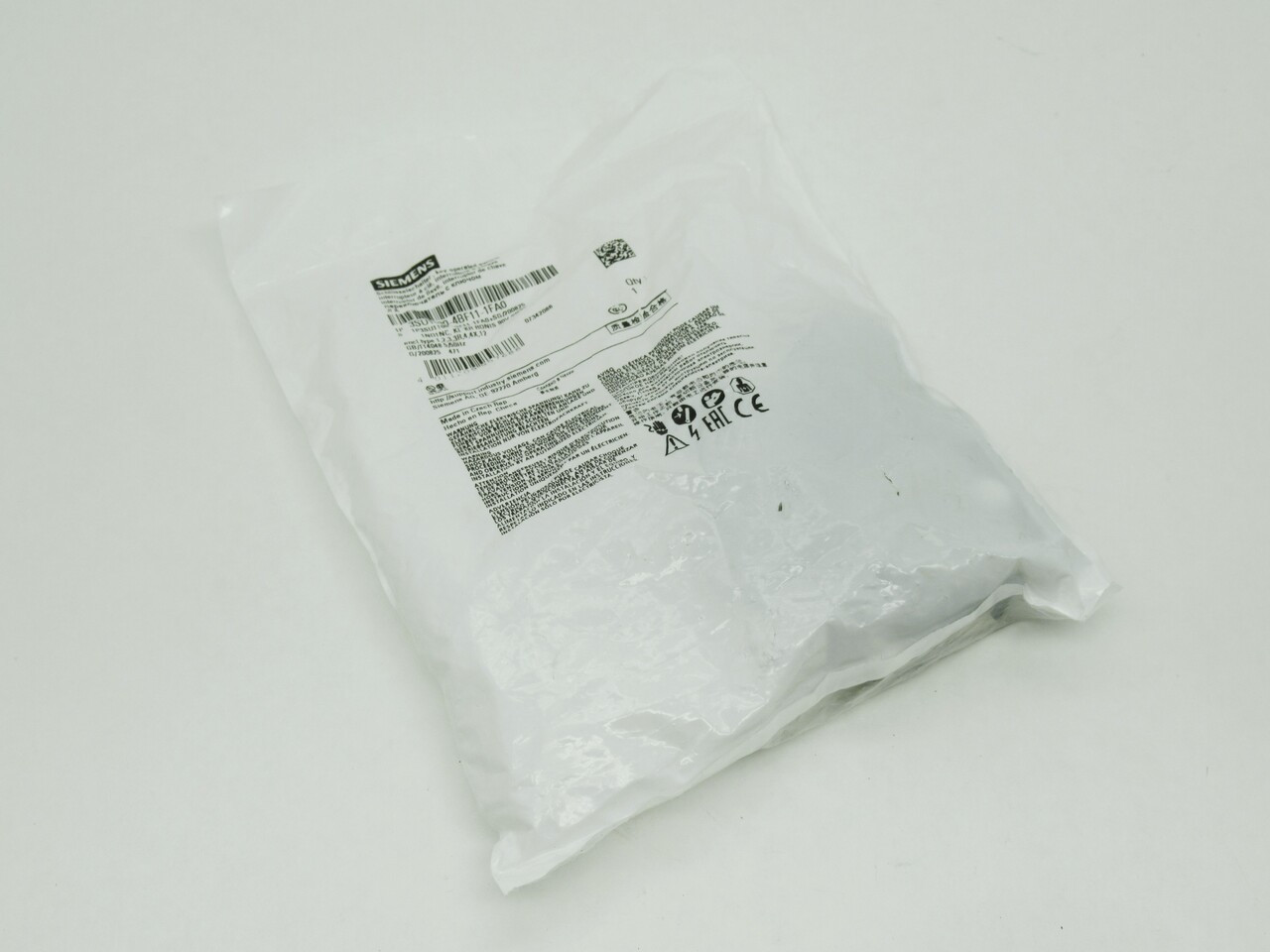 Siemens 3SU1100-4BF11-1FA0 Key-Operated Switch 2-Position Latching 1NO 1NC NWB