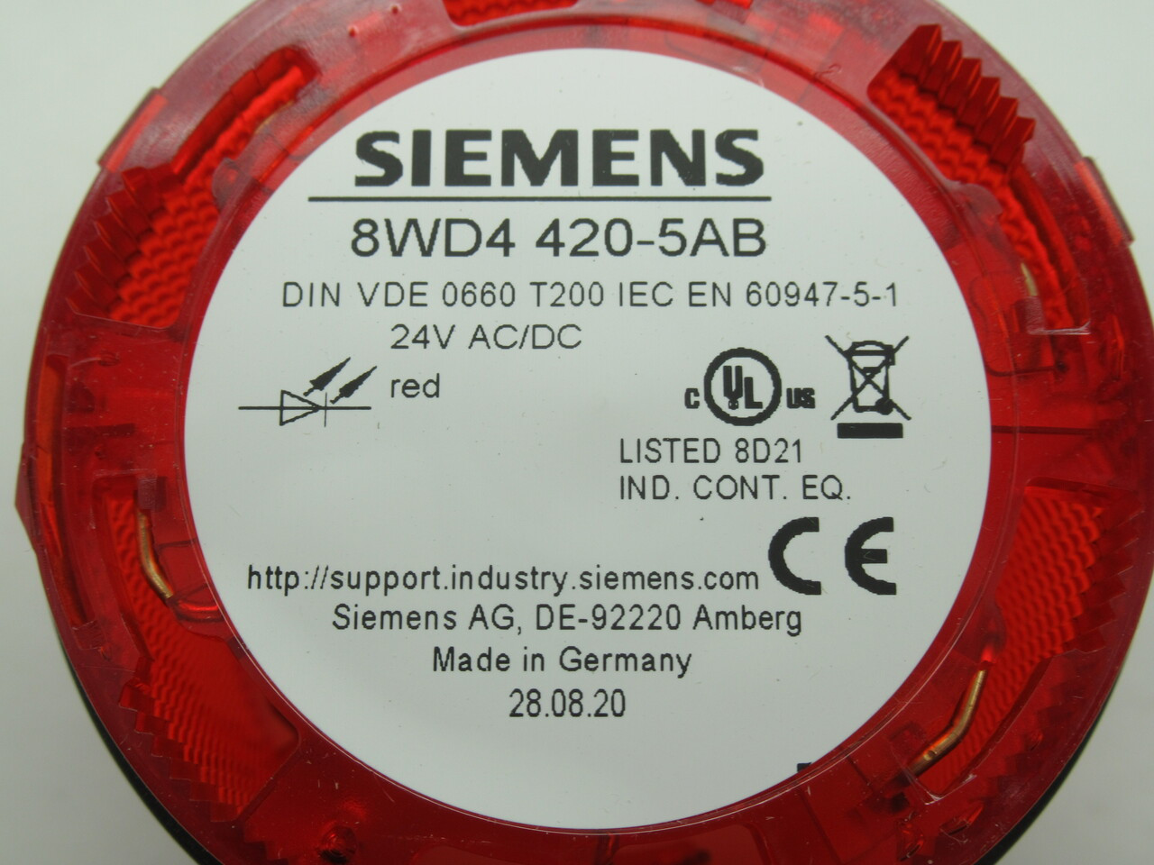 Siemens 8WD4420-5AB Continuous Light Element Red LED 24VAC/DC SHELF WEAR NEW