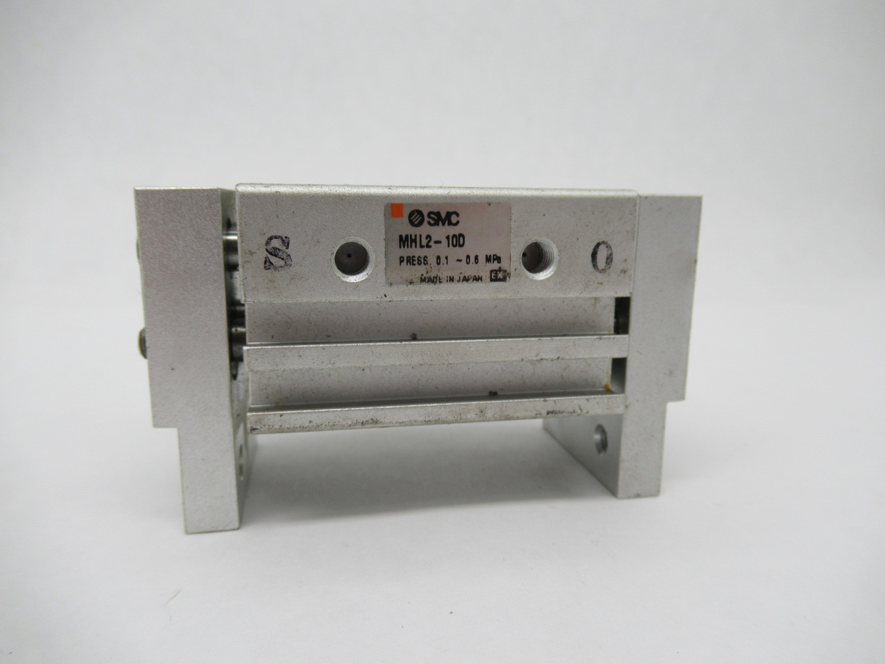 SMC MHL2-10D Pneumatic Gripper 0.1-0.6 MPa USED