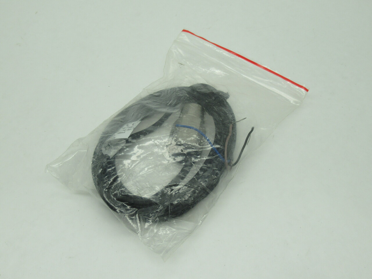 FineTek SD206AUP0 Optical Level Switch 10-28VDC 100mA 3/8" NPT -10-125 Deg C NOP