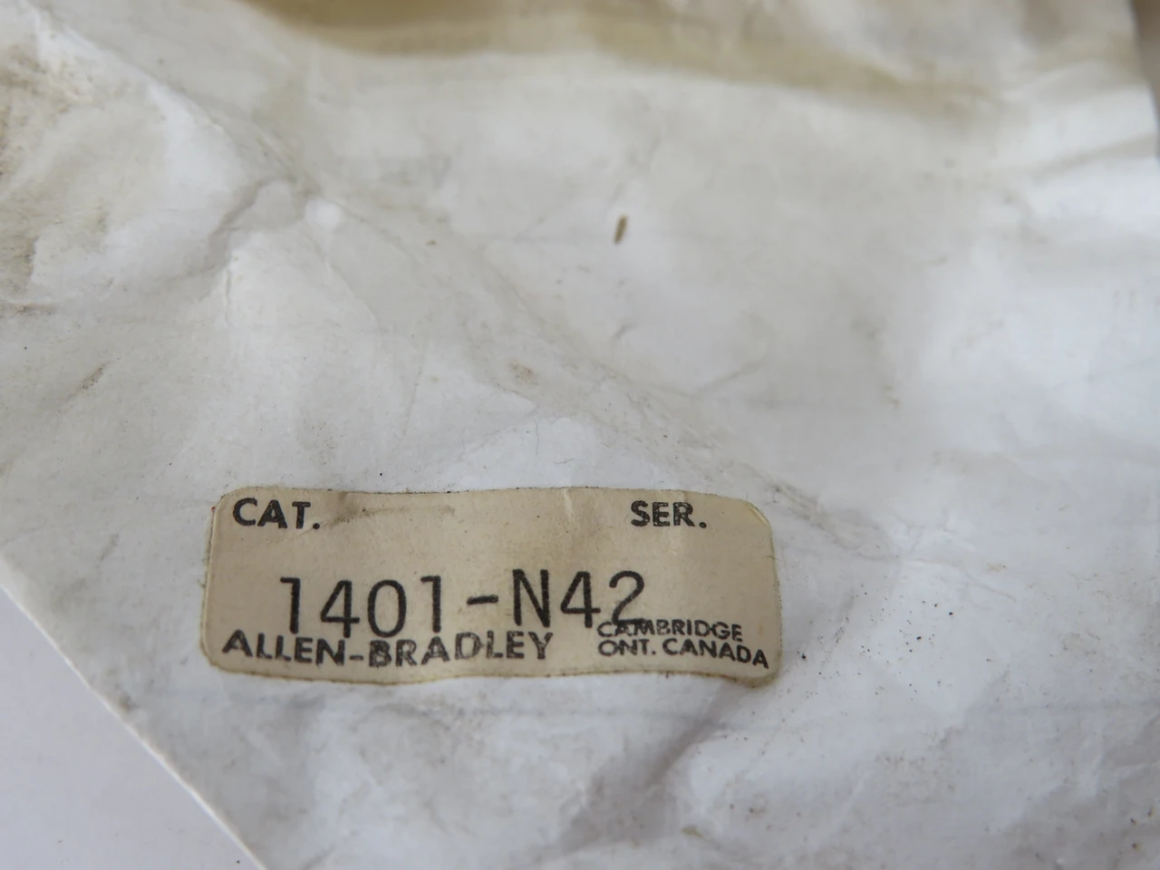Allen-Bradley 1401-N42 Fuse Clip Kit for Disconnect Switch SHELF WEAR NWB