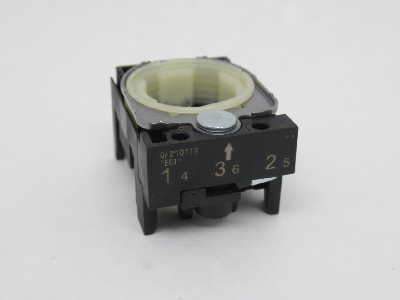 Siemens 3SU1500-0AA10-0AA0 Plastic Holder 3-Slot NOP