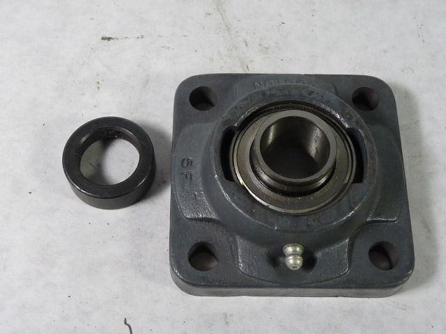 Boston 5F1 Square Flanged Bearing with Locking Collar 1" Bore NEW