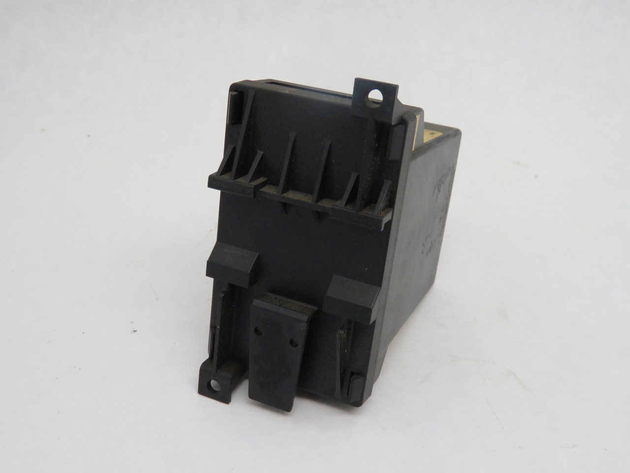 Watlow 103E-1J1D-1100 On/Off Temperature Controller USED