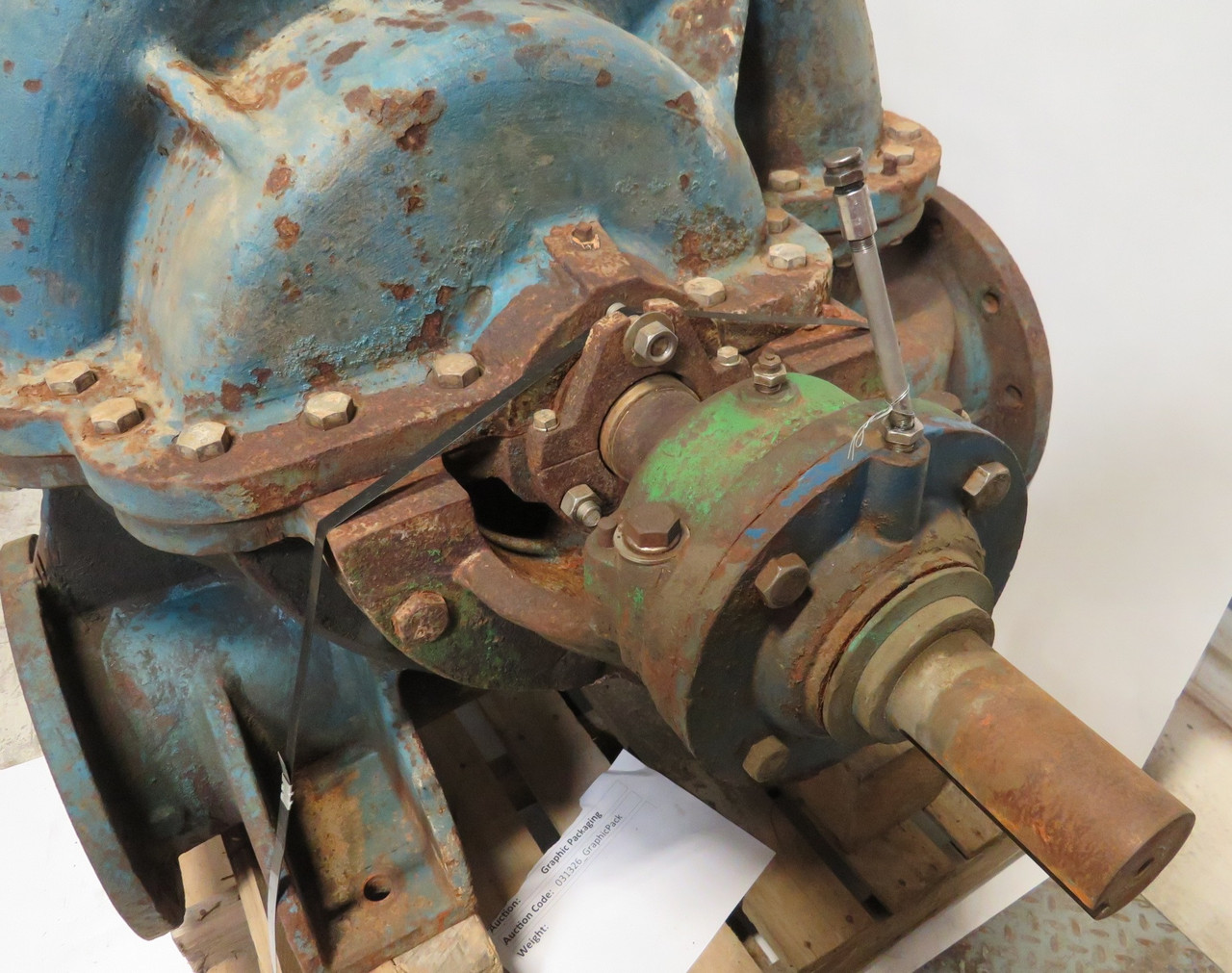 Generic Blue Split Case Pump Inlet: 12-1/4"ID Outlet: 9-5/8"ID SHELF WEAR USED