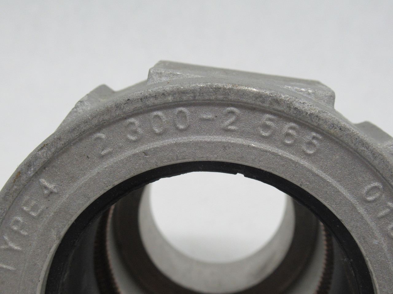 Crouse-Hinds TECK200-15 Teck Cable Gland 2" NPT 2.3-2.565" Outer Sheath USED