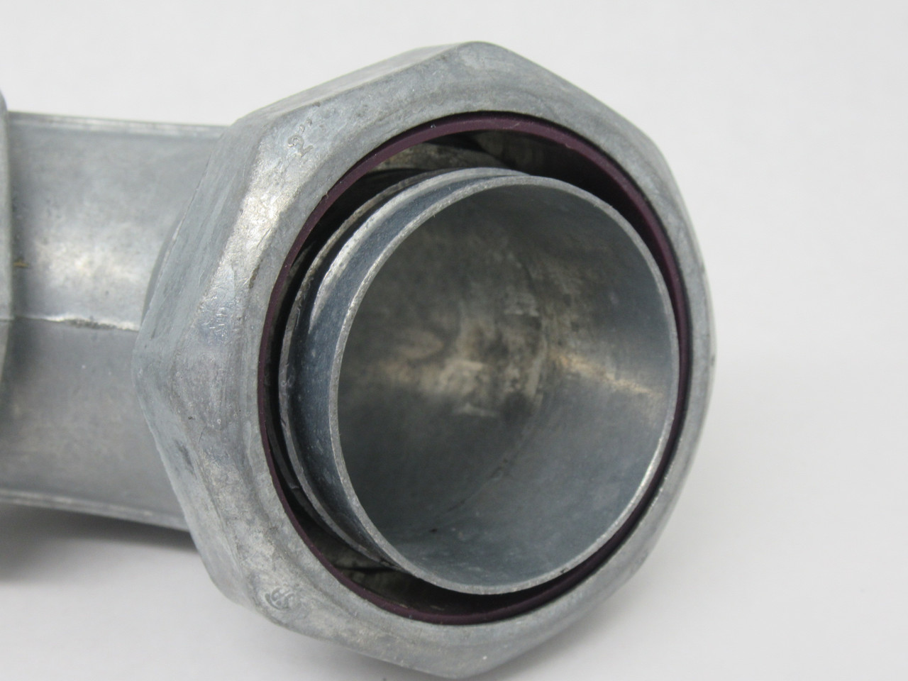 Bridgeport 475-LT2 Cast Zinc Liquid-Tight Fitting 90-Degree Elbow 2" NOP