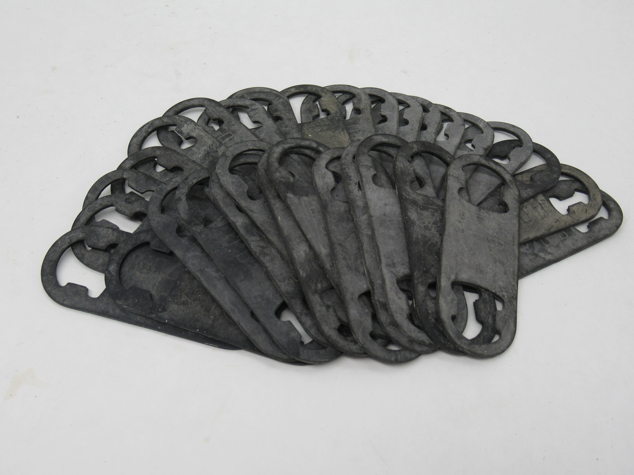 Crouse-Hinds GASK571 Neoprene Solid Gasket 1/2" Lot of 32 SHELF WEAR NOP