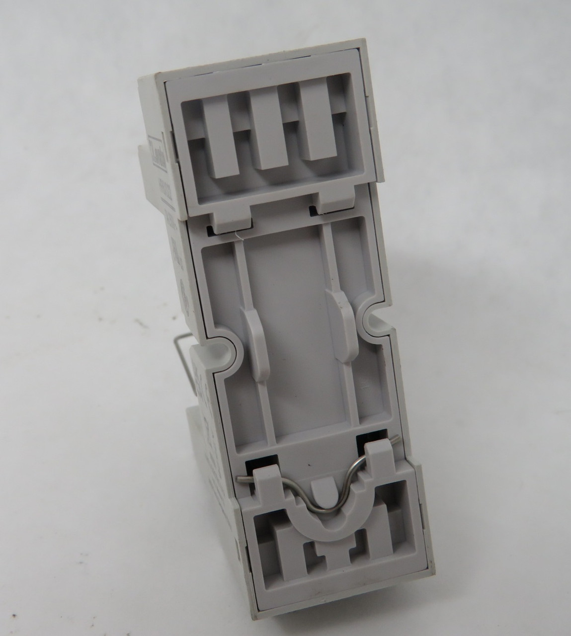 Lovato HR6XS22 Relay Socket 7A 250VAC 14 Blade USED