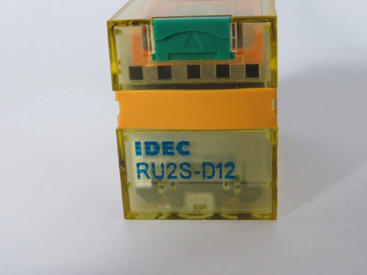 Idec RU2S-D12 General Relay 12VDC 10A 8 Blade USED