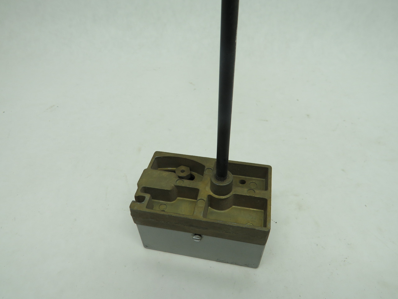 Power Controls 1840001 Temperature Transmitter 35-135 Degrees Fahrenheit  NEW