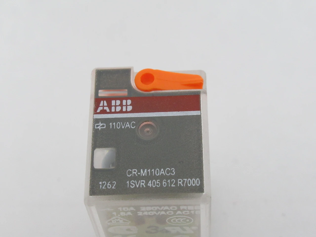 ABB CR-M110AC3 1SVR405612R7000 General Relay 110VAC 10A 11 Blade USED