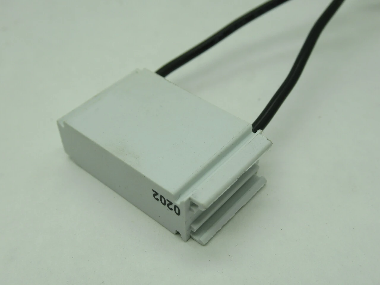Allen-Bradley 199-MSMV1 Surge Suppressor 12-55VAC 12-77VDC NOP