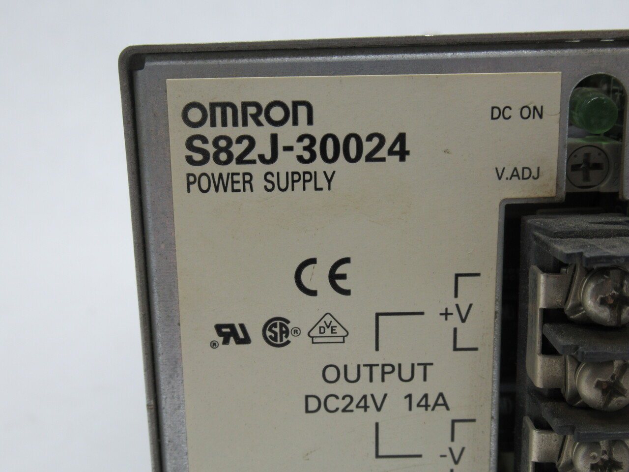 Omron S82J-30024 Switch Mode Power Supply 24VDC 14A USED