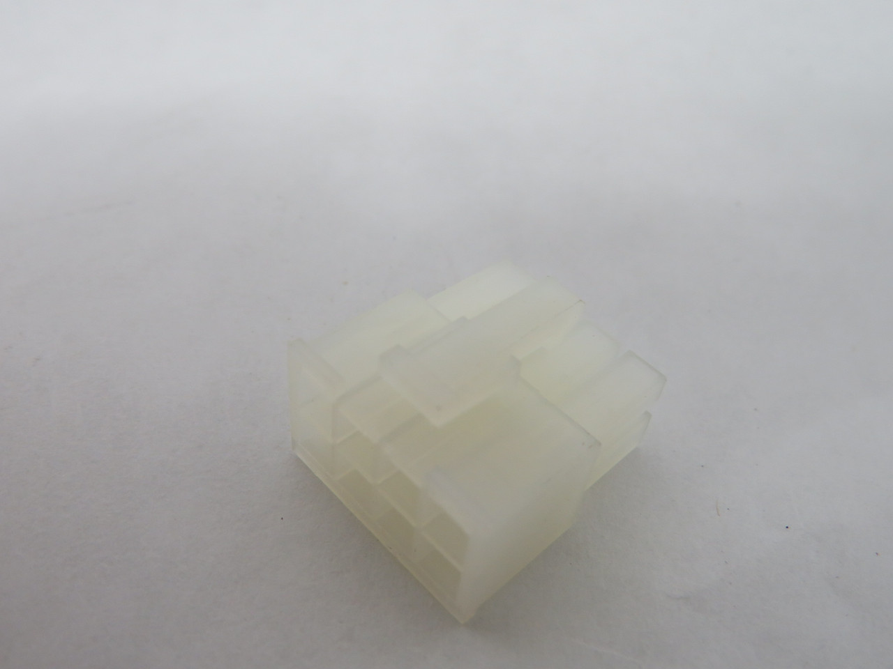 Molex 39-01-2080 Mini-Fit Jr. Receptacle Housing Dual Row Natural Lot of 57 NOP