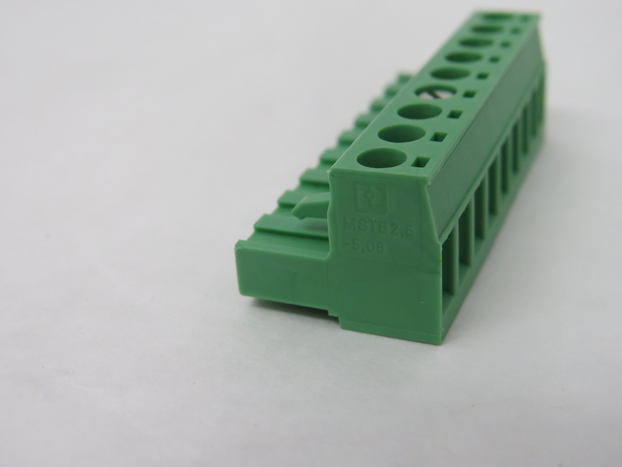 Phoenix Contact 1757080 MSTB2.5/9-ST-5.08 Green PCB Connector 9 Position USED