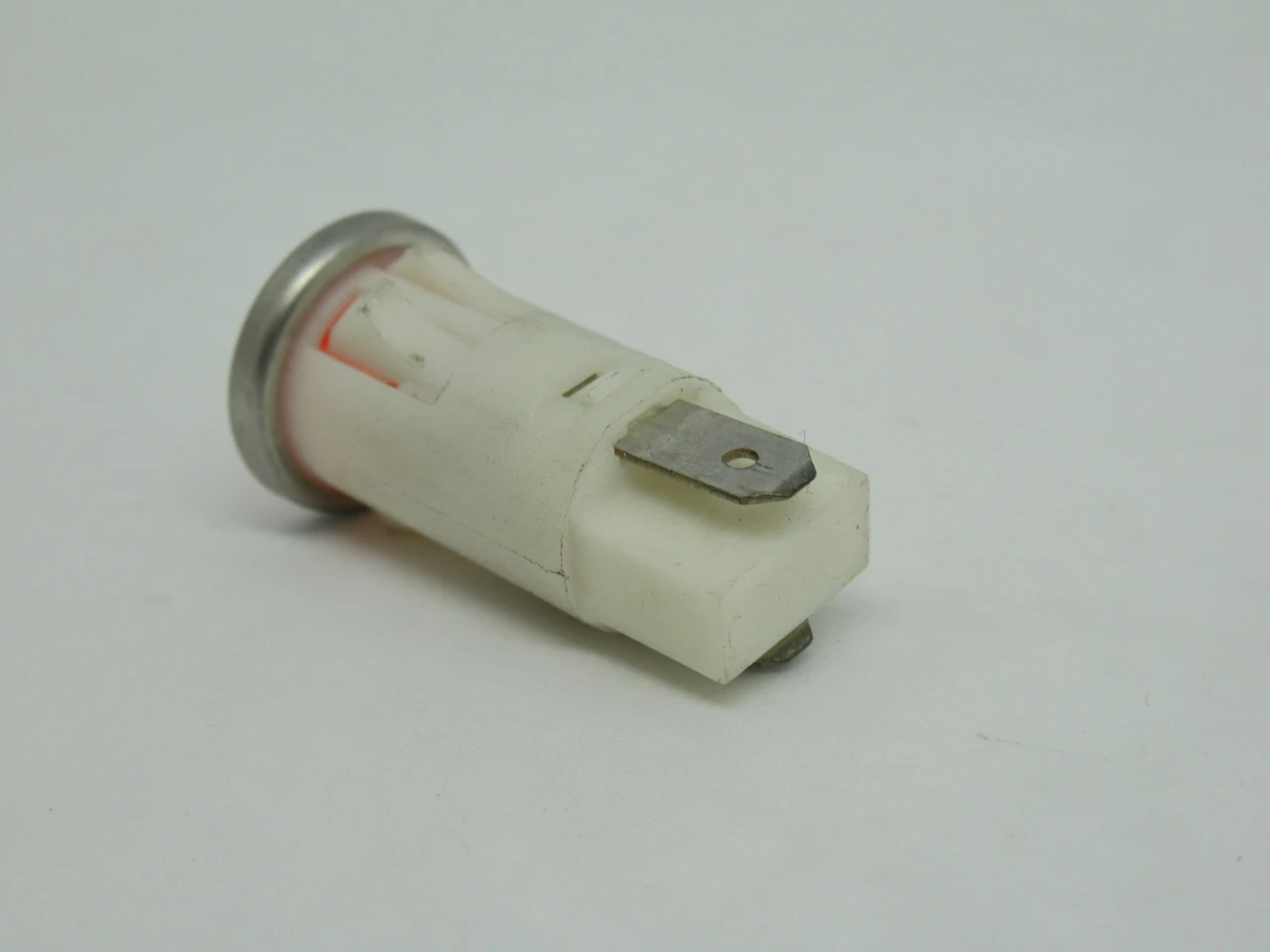 VCC 1033QD1 Neon Indicator Light 250V 1/2W Red USED