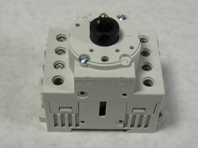 IMO LB69-3020 Dorr Interlock Isolator 20A 415V 3P BOX DAMAGE NEW