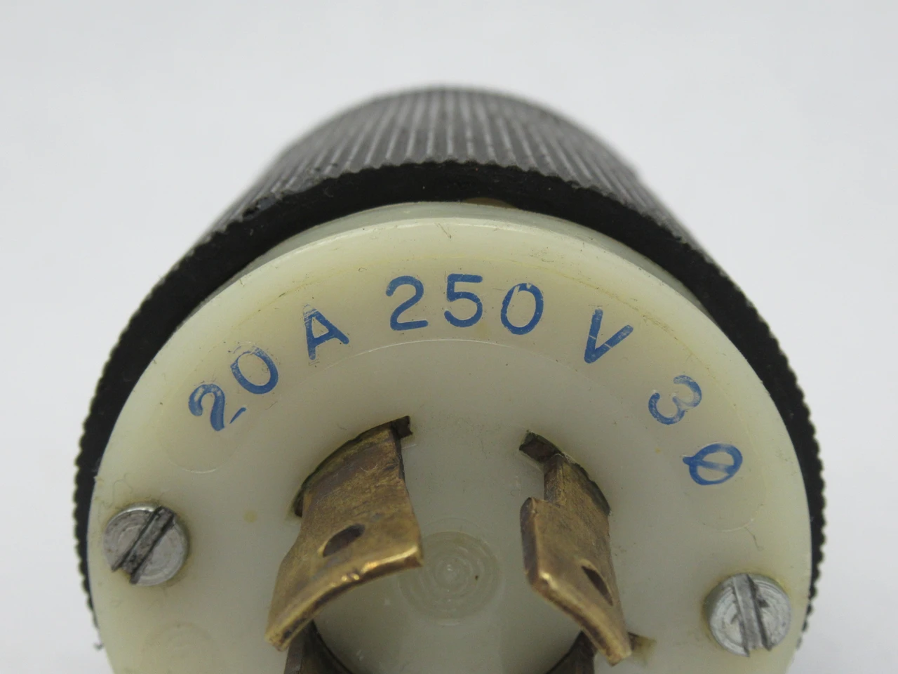 Hubbell 2421CN Twist-Lock Connector 20A 250V 4-Wire 3-Pole USED