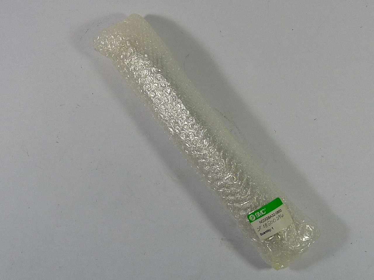 SMC NCDGBA32-0850 Air Cylinder 1-1/4" Bore 8-1/2" Stroke BAG SHELF WEAR NWB